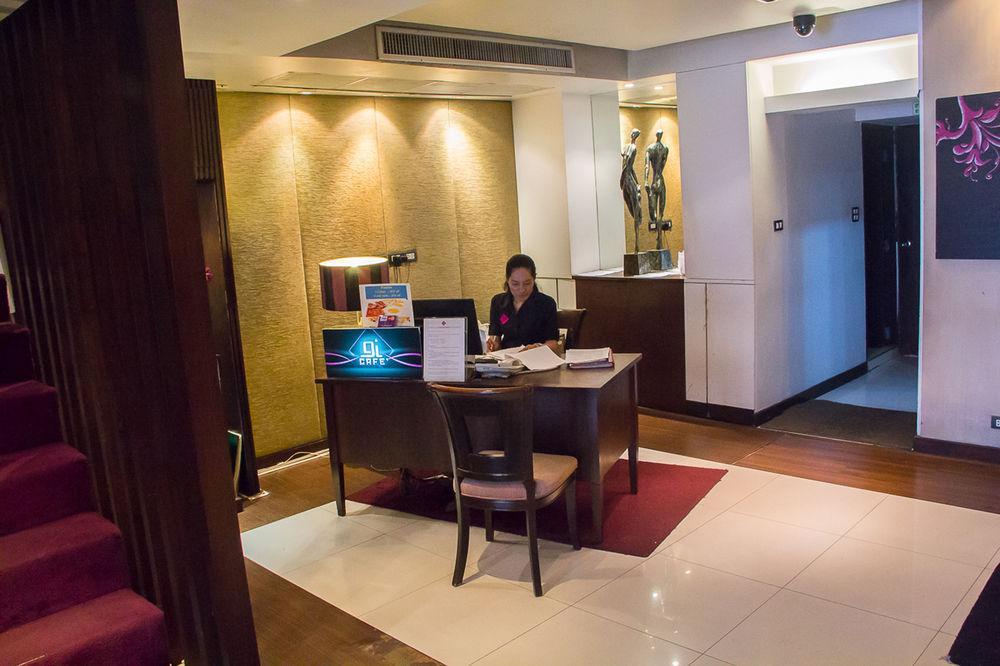Grand Inn Hotel Bangkok Exterior photo